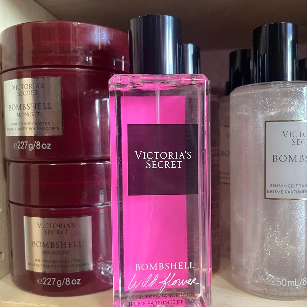 Victoria's Secret Bombshell Wild Flower in Pink